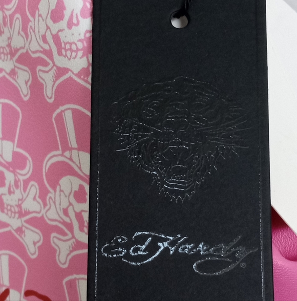 Ed Hardy Pink Rhinestone Siberia Hill Tiger Kiss Lock Frame Tattoo Charm Satchel - Picture 10 of 15